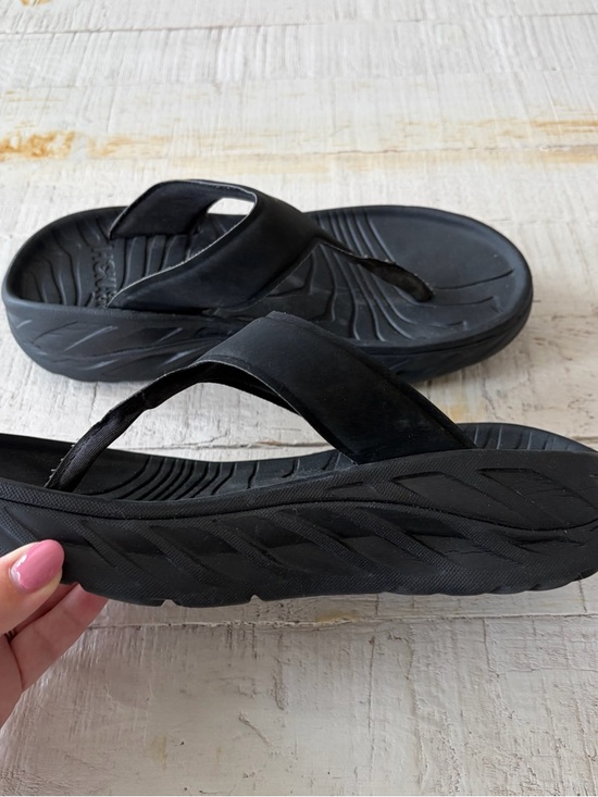 Hoka One One Ora Recovery Thong Sandals Women’s size 9 Men’s 7 Black Cushioned - Picture 7 of 11